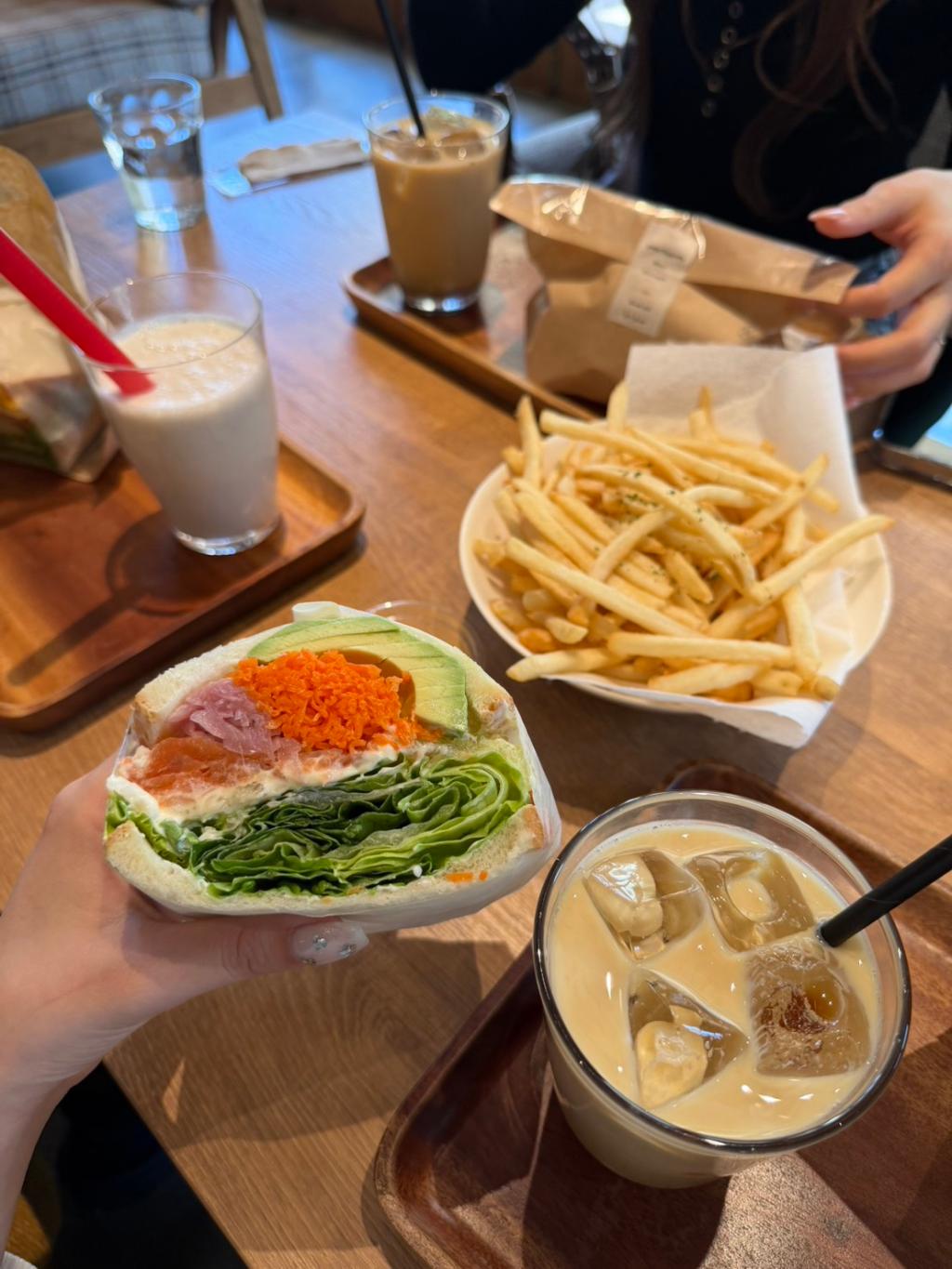 みなさんこんにちは🌷